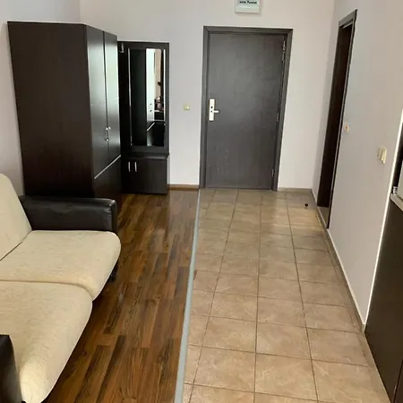 Apartment студио нели- созополистайл клуб *